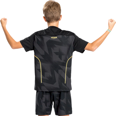 Детская тренировочная футболка Venum Razor Dry Tech Black/Gold - фото 1