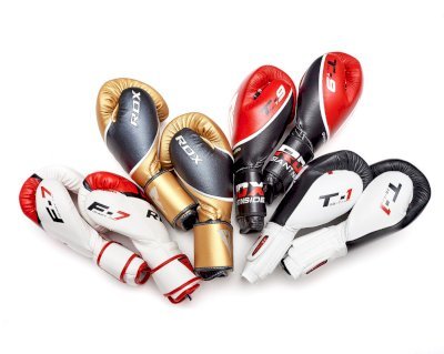 Как выбрать размер боксерских перчаток