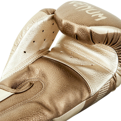 Боксерские перчатки Venum Impact Gold - фото 1