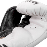 Боксерские перчатки Venum x Loma Arrow Black/White - фото 1