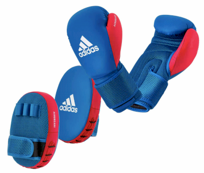 Детский боксерский набор Adidas Boxing Kit 2 ( перчатки 8 унц+лапы)