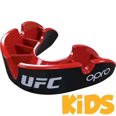 Детская капа UFC Opro Silver Level Black/Red - фото 1