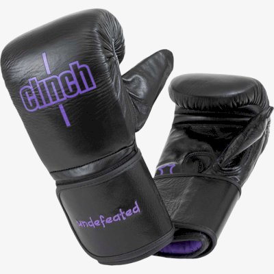 Снарядные перчатки Clinch Undefeated черные C167