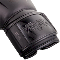 Боксерские Перчатки Venum Giant 3.0 Black/Black 14 унц. черный