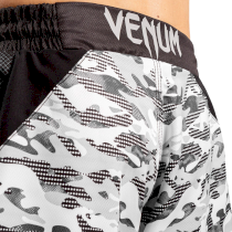ММА шорты Venum Defender Urban Camo XS черный