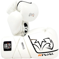 Профессиональные спарринговые перчатки Rival RS1 White 16унц. белый